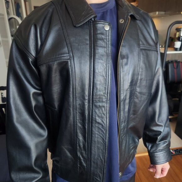 Vintage Classic Leather Bomber Jacket Unisex - Picture 2 of 6